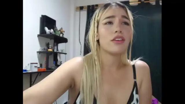 Image 4 of abbystewart Stream on Chaturbate on 16 months ago