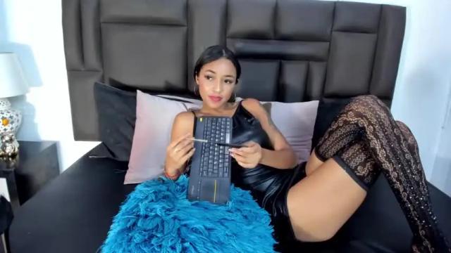 Image 11 of abbythomas_ Stream on Chaturbate on 13 months ago