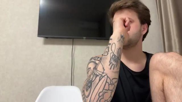 Image 7 of abdulasu_syuyumbike Stream on Chaturbate on 13 months ago