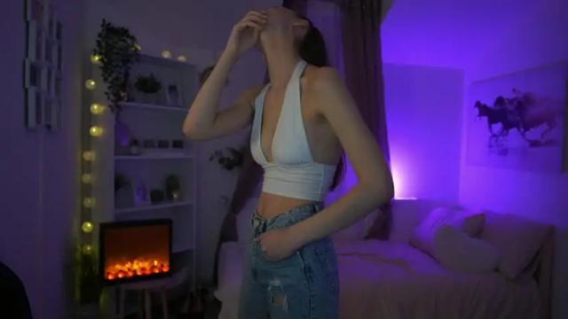 Image 6 of abella_danger_x Stream on Chaturbate on 13 months ago