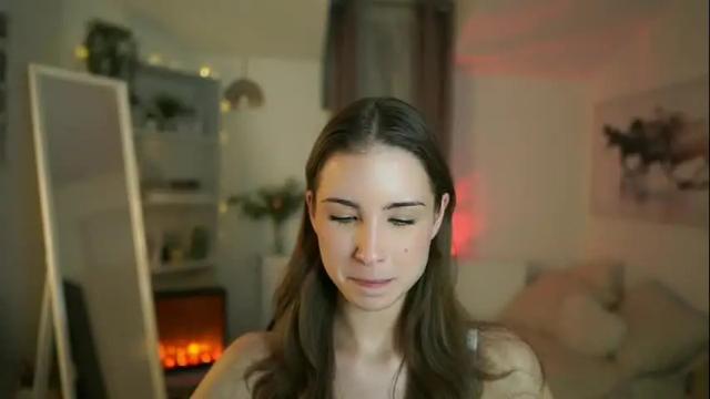 Image 4 of abella_danger_x Stream on Chaturbate on 1 month ago