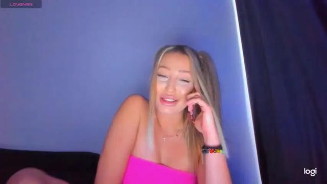 Image 12 of abella_soleill Stream on Chaturbate on 14 months ago
