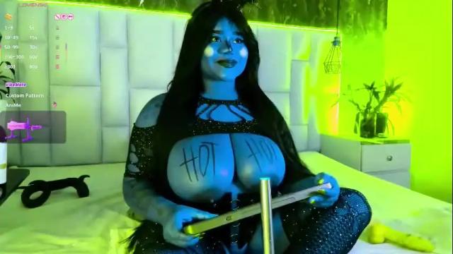Image 8 of aberachmackay Stream on Chaturbate on 8 days ago