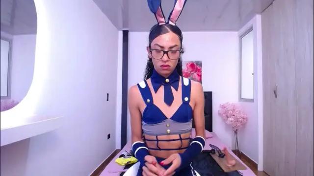 Image 4 of abigail_f00x Stream on Chaturbate on 1 month ago