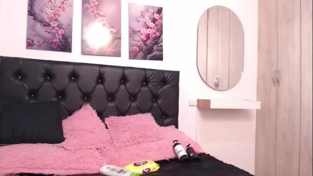 Image 10 of abigail_f00x Stream on Chaturbate on 1 month ago