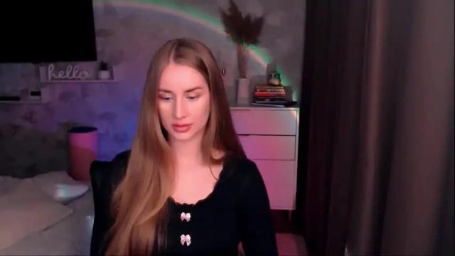 Image 2 of abigail_flex Stream on Chaturbate on 1 month ago
