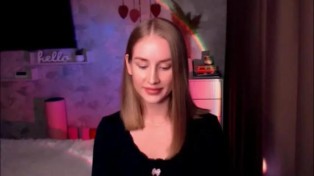 Image 11 of abigail_flex Stream on Chaturbate on 3 months ago