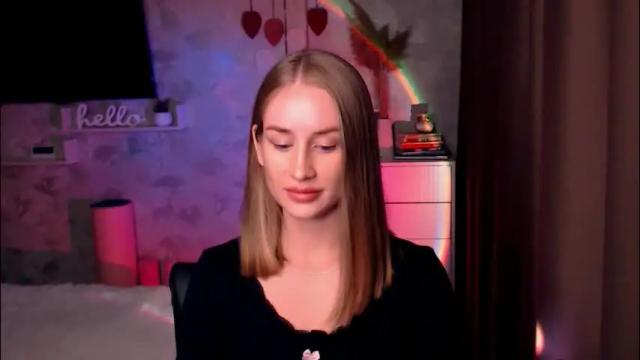 Image 7 of abigail_flex Stream on Chaturbate on 3 months ago