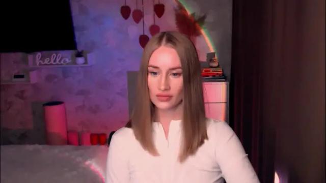 Image 4 of abigail_flex Stream on Chaturbate on 3 months ago