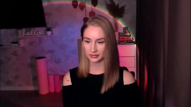 Image 2 of abigail_flex Stream on Chaturbate on 3 months ago