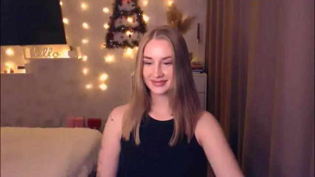 Image 10 of abigail_flex Stream on Chaturbate on 18 days ago