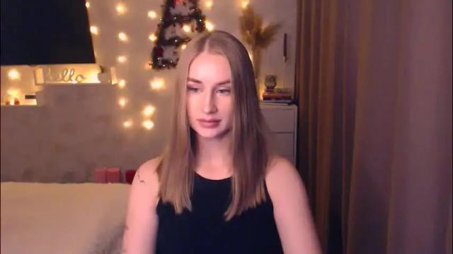 Image 7 of abigail_flex Stream on Chaturbate on 18 days ago