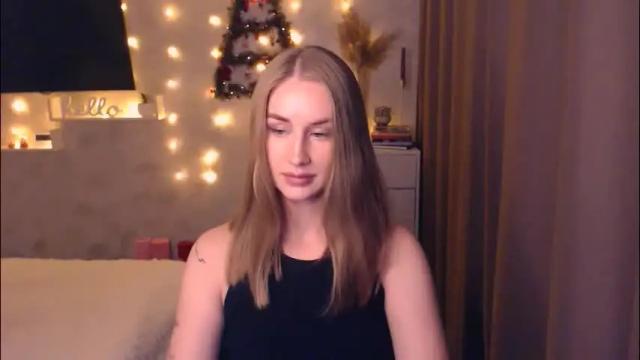 Image 8 of abigail_flex Stream on Chaturbate on 18 days ago