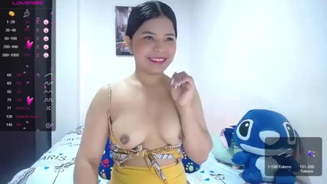 Image 4 of abigail_ruiz_19 Stream on Chaturbate on 14 months ago