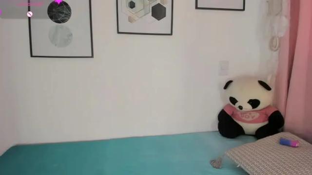 Image 3 of abigail_w Stream on Chaturbate on 2 months ago