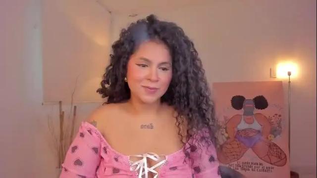 Image 7 of abigaill_13 Stream on Chaturbate on 15 days ago