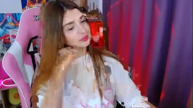 Image 2 of abigaillrios Stream on Chaturbate on 23 months ago