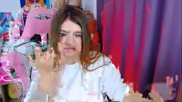 Image 4 of abigaillrios Stream on Chaturbate on 23 months ago