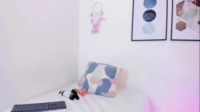 Image 7 of abriil7 Stream on Chaturbate on 1 month ago