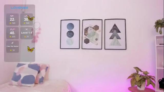 Image 12 of abriil7 Stream on Chaturbate on 1 month ago