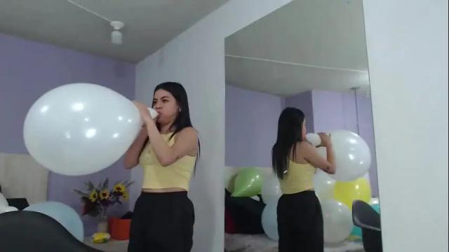 Image 7 of abril_9431 Stream on Chaturbate on 15 days ago