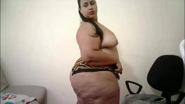 Image 12 of abril__ass Stream on Chaturbate on 19 days ago