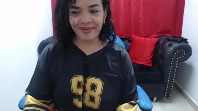 Image 4 of abril_beltran_ Stream on Chaturbate on 2 months ago
