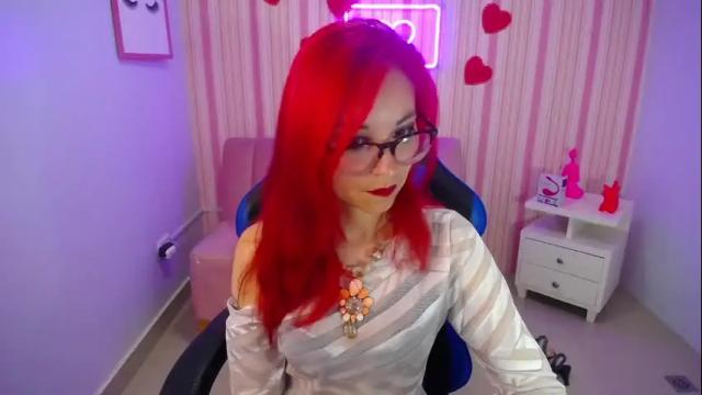 Image 2 of abril_ch_ Stream on Chaturbate on 26 days ago