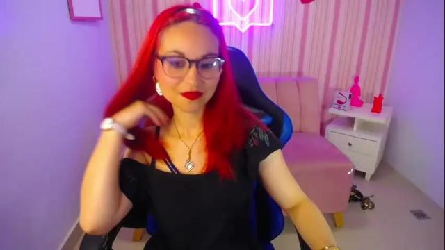 Image 2 of abril_ch_ Stream on Chaturbate on 5 days ago
