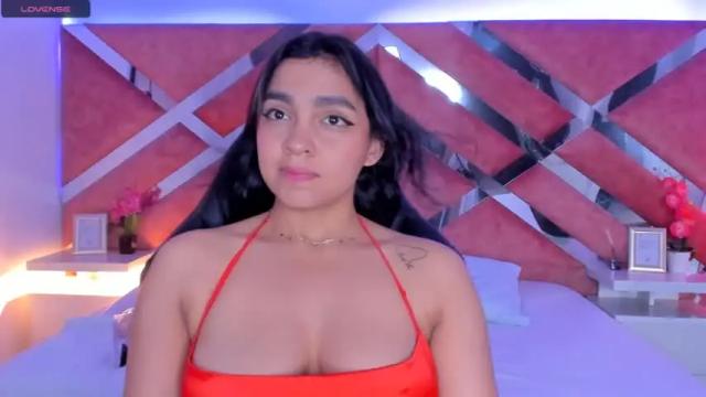 Image 7 of abril_gomez_11 Stream on Chaturbate on 20 months ago