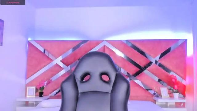 Image 4 of abril_gomez_11 Stream on Chaturbate on 19 months ago