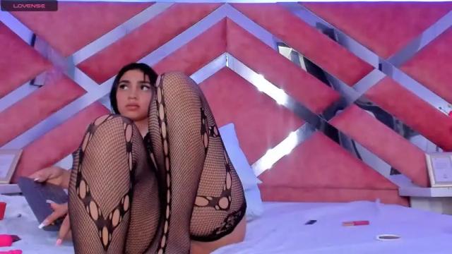 Thumbnail 1, abril_gomez_11's Stream at Chaturbate, 19 months ago