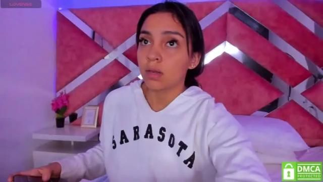 Image 3 of abril_gomez_11 Stream on Chaturbate on 18 months ago