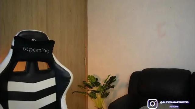 Image 10 of abril_w18 Stream on Chaturbate on 2 months ago