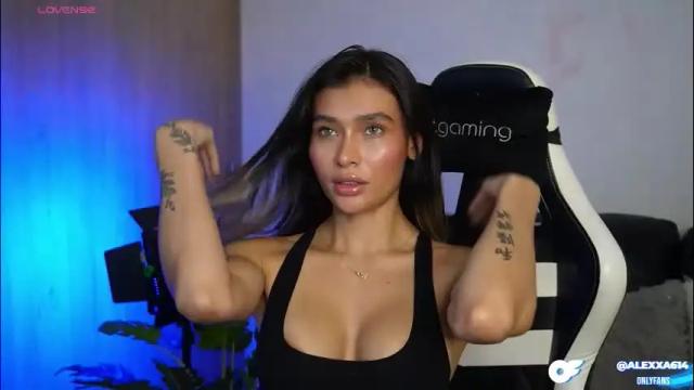 Image 2 of abril_w18 Stream on Chaturbate on 2 months ago