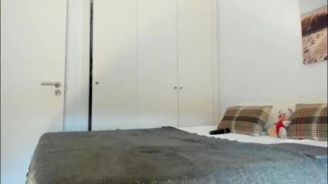 Image 2 of abrilhelena8 Stream on Chaturbate on 1 month ago