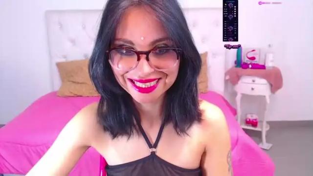 Image 11 of abrillove_69 Stream on Chaturbate on 14 months ago