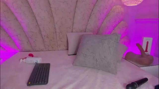 Image 3 of aby_lee_ Stream on Chaturbate on 2 months ago