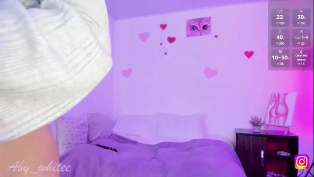 Image 2 of aby_whitee Stream on Chaturbate on 21 days ago