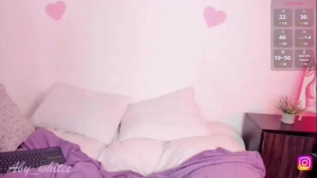 Image 4 of aby_whitee Stream on Chaturbate on 9 days ago