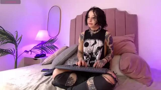 Image 6 of abyz0uu Stream on Chaturbate on 13 months ago