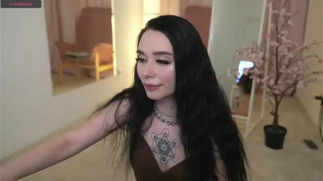 Image 12 of ada_lynn Stream on Chaturbate on 19 months ago