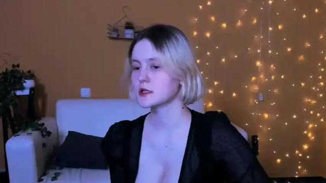 Image 7 of ada_makey Stream on Chaturbate on 23 months ago