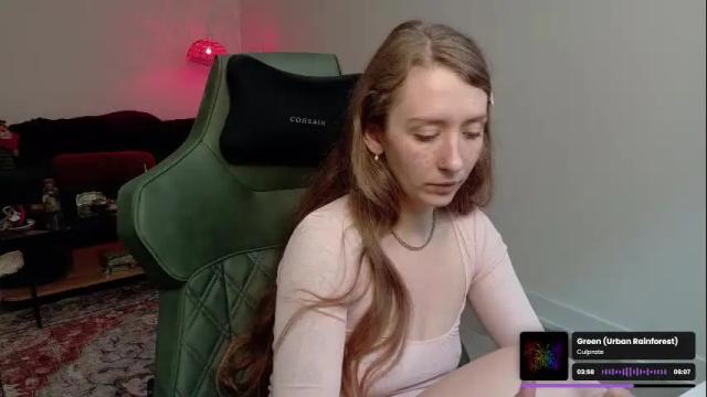 Image 11 of adalinarae Stream on Chaturbate on 1 month ago