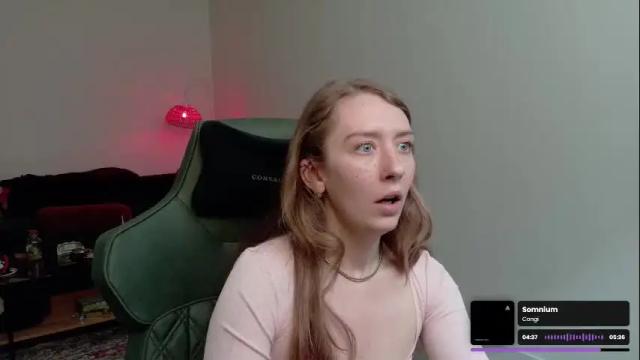 Image 3 of adalinarae Stream on Chaturbate on 1 month ago
