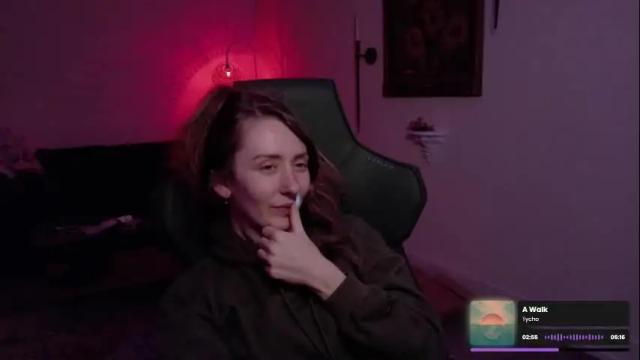 Image 12 of adalinarae Stream on Chaturbate on 1 month ago