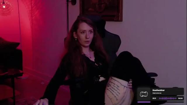 Image 12 of adalinarae Stream on Chaturbate on 25 days ago