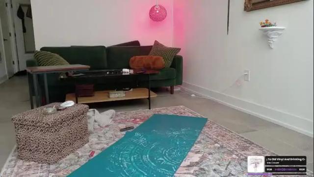 Image 10 of adalinarae Stream on Chaturbate on 22 days ago