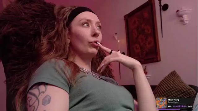 Image 10 of adalinarae Stream on Chaturbate on 12 days ago