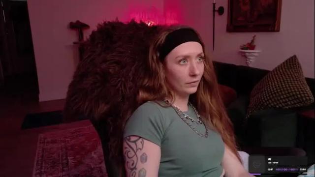 Image 3 of adalinarae Stream on Chaturbate on 12 days ago